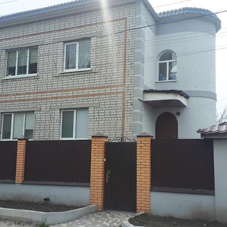 Окремі Номери В Гостьовому Будинку Типу Guest House Kirovograd Exterior foto